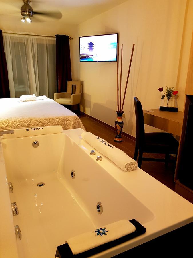 Bloom! Exclusive Boutique B&B (Adults Only) Playa del Carmen Exterior foto